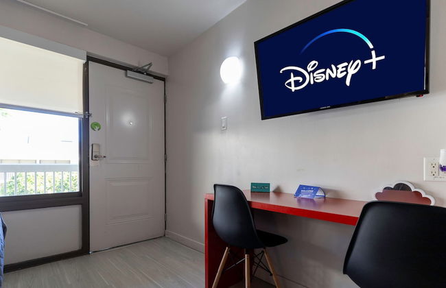 Entire Studio With Free Shuttle to Disney - Foto 10