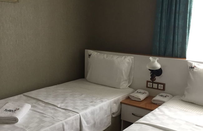 Tulipa Suites - Photo 20