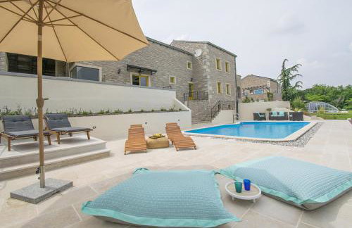 Peaceful Villa with Pool & Sauna, La Casa di Kyra - Foto 9