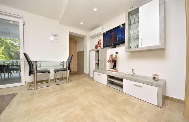 Apartmani Robi i Kristina - Photo 64