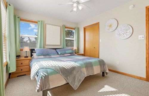 3 Bedrooms, Hot Tub, Fire Pit, and Pet Friendly - Foto 15