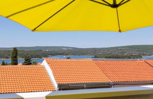 The Rooftop Apartment Punat - Foto 3