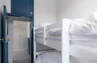 Bifolds, enclosed garden. Southport character home - Foto 43