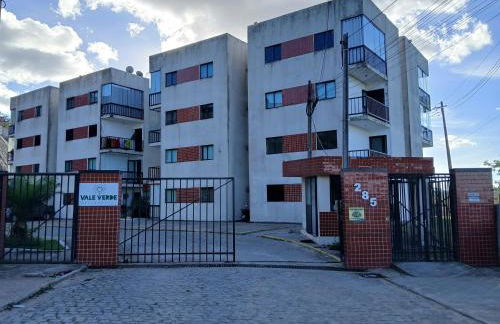 APARTAMENTO EM GARANHUNS PERTO De TUDO - Foto 12