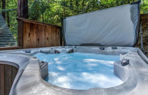 The Wood Chalet Hot Tub BBQ Redwoods - Foto 3