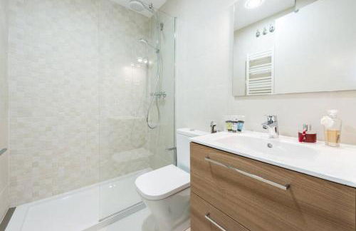 Chamberí con jardín A by RegalateMadrid - Photo 14