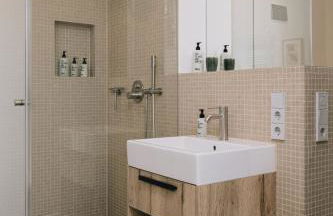 TheChipp - Designapartment mit Seeblick, Pool, Sauna & Kamin - Photo 19