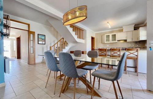 V4 moderno com Piscina - Burgau - Foto 5