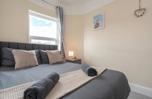 Large cosy house - free on street parking - Foto 27