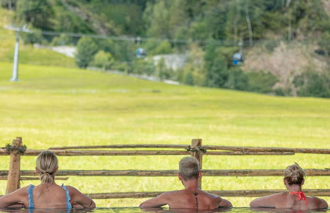 Large Apartment With Balcony & Terrace on Ski Slope - Foto 14