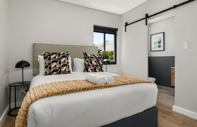 Unit 3 3 On Albany - Photo 4