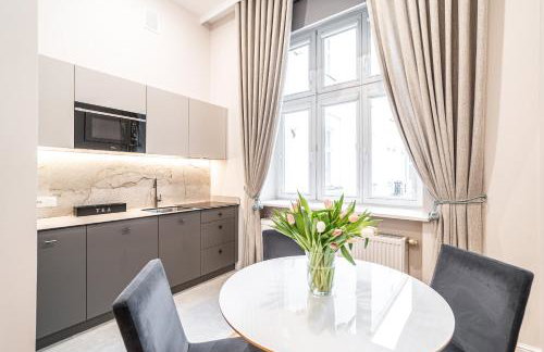 Venetian House Market Square Aparthotel - Photo 8