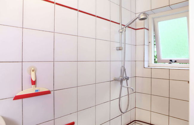 Cozy Holiday Home near Forest in Zuidwolde - Foto 24