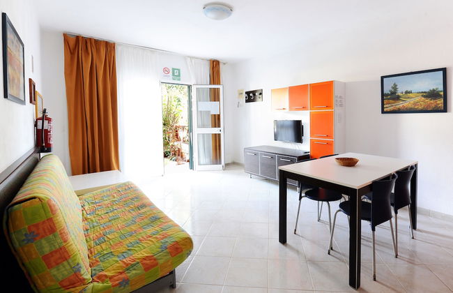 Nautilus Aparthotel - Photo 42