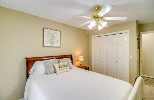 Charming Edgemont Home with Deck and Lake Views! - Foto 20