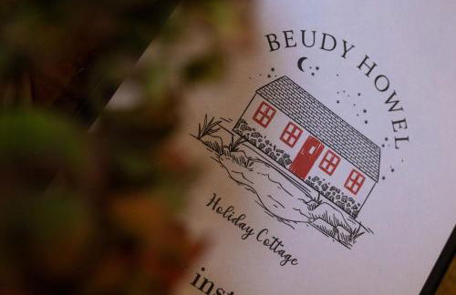 Beudy Howel - beautiful barn conversion with fire pit, close to beaches - Photo 35