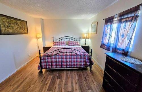 Views of Pikes Peak - Sleeps up to 10 - Foto 3