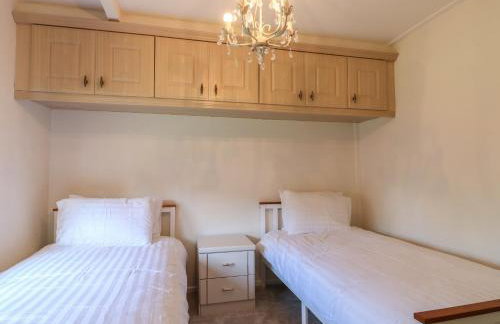 27 Brocklehurst - Photo 14