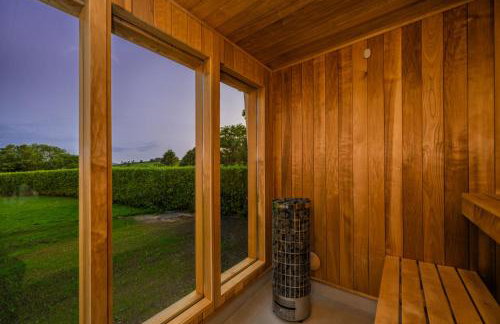 Lilys Pink House - Photo 7