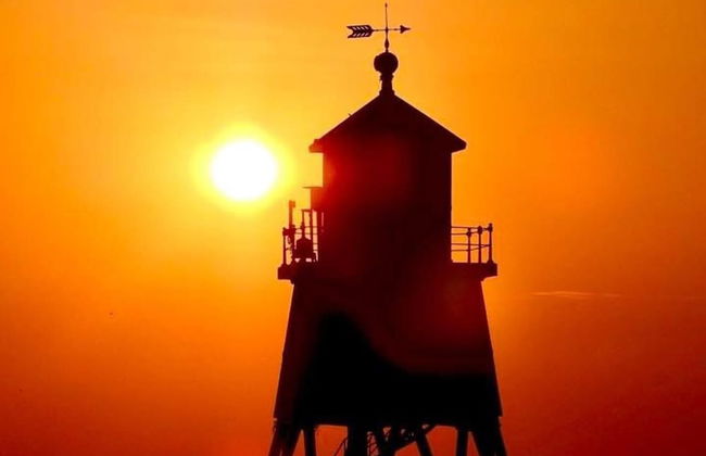 Relaxing Family Getaway in South Shields - Photo 9