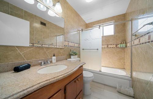 # Marbella Lane - Serene & Spacious 3BR Haven - Foto 10