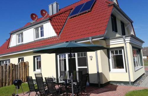 Ferienhäuser Hühnergott und Kranichnest, Sauna, Kamin und Garten - Foto 6