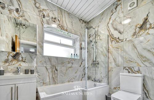 Spacious 5-Bedroom Home - Sleeps 10 - Manchester - Parking - Foto 6