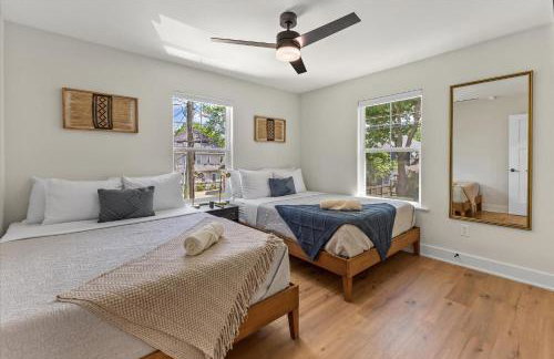 Lux House & Carriage house Furnished for Comfort - Foto 55