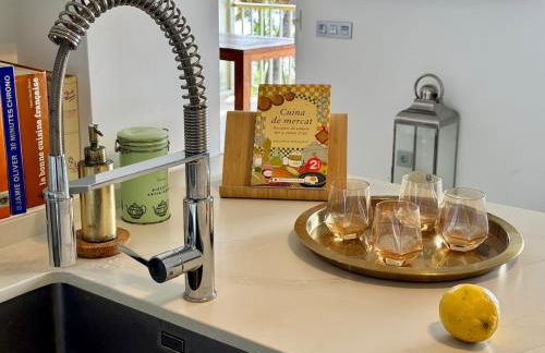 Elegant Beachfront Escape Private & Peaceful - Foto 18