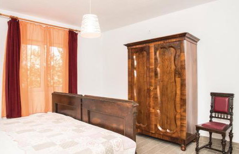 Four-Bedroom Holiday Home In Cista Velika - Photo 24