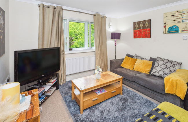 2 Bed Apartment - Sleeps 5 - Wifi - Parking - Pets - Foto 6