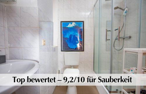 Helle Altbau FeWo mit Kingsize Bett, Smart-TV, Nobilia Küche - Nur ein kurzer Spaziergang in die Altstadt und zum Domplatz - Kostenlose Parkplätze in den umliegenden Straßen - Ausgewählte Tipps für Erfurt inklusive - Foto 22