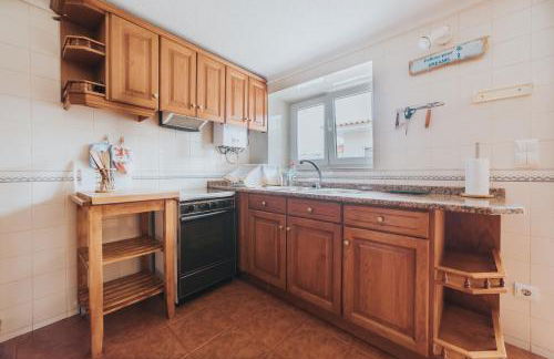 10 min from the beach Game room with fireplace Pool - Foto 3