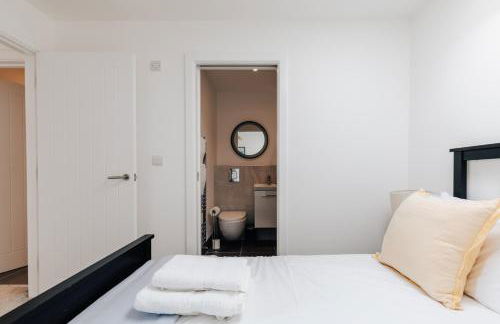 Redland Stay In Bespoke Home 2 of 2 - Foto 2