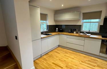 3 Bed house near Tenby with Hot Tub - Photo 19