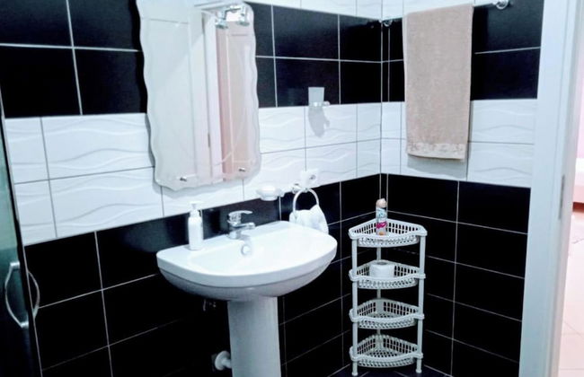 2 Bed Apt Sleeps 6 -balcony - 5-mins From Seaside - Foto 8