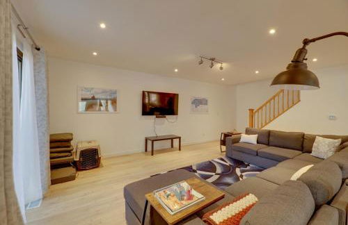 1 Mi to Tunnel Park Holland Home with Fire Pit - Foto 5