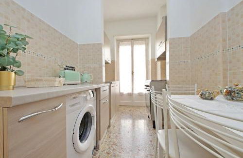 Domus 68 - Apartment with terrace - Photo 11