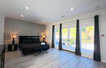 Sleek 7BR Exquisite Estate Resort Pool, Sauna, Spa 6500 SQF - Foto 47