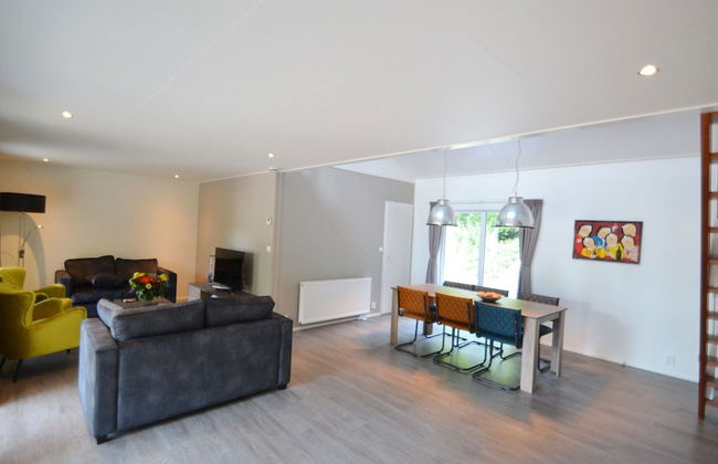 Beautiful House With Covered Terrace, Located in a Holiday Park in Rhenen - Photo 76