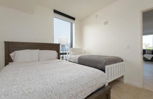 2Bed Apt View of Hollywood Sign & Rooftop Pool - Foto 18