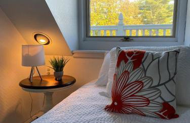 Bristol, RI The Ship of Dreams-Historical District - Foto 14