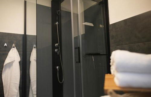 KS Stays Apartments - 2 Schlafzimmer mit 4 Einzelbetten in Bielefeld - Foto 24