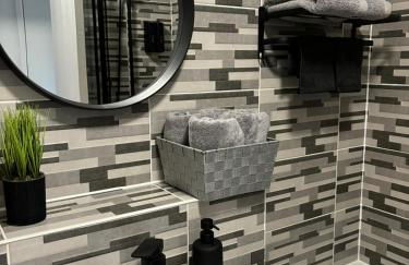 Stylish home in Linlithgow Near Edinburgh Airport Free parking Free WiFi - Foto 43