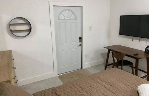 Private and Comfortable Suite near Airport Miami - Foto 34
