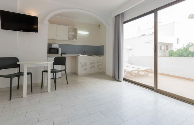 Apartamentos Orosol 2 by Typic Hotels - Photo 16