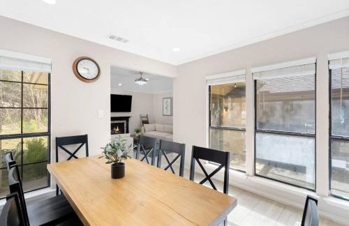 The Corniest Property in Texas ♥ 4 BR ♥ 1/4 Acre ♥ - Foto 8