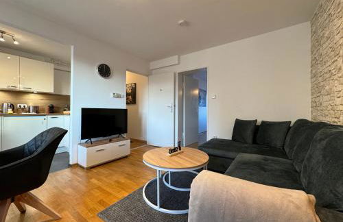 Zentrales 2-Zi Apartment by Rabe - Historische Kirche, Smart-TV, Netflix - Foto 11