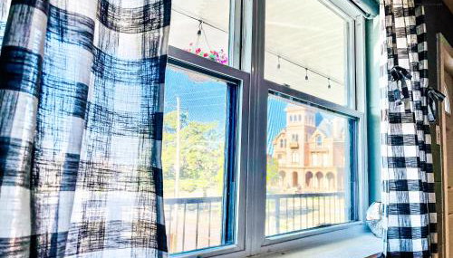 The Moose #8 - Modern Luxe Loft with King Bed & Free Parking & Wifi - Foto 4