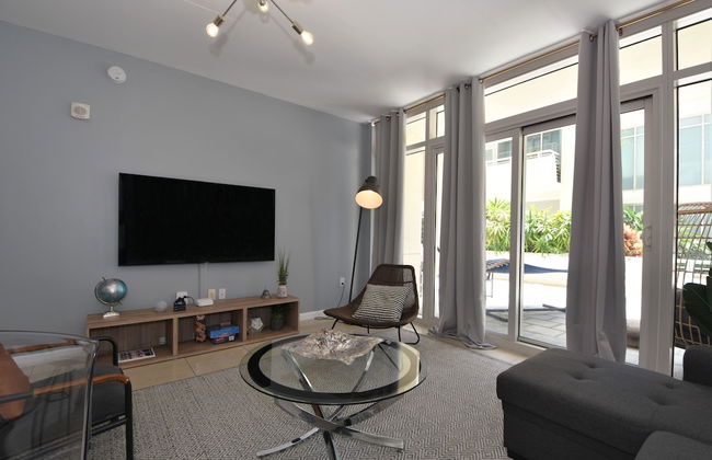 Lovely apt in the heart Midtown - Photo 13